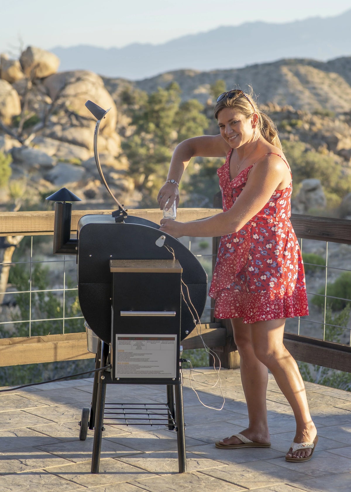Camp Chef PG24SizeTXB - Bronze Pellet Sizemoker Grill with 10 Sizemoke Sizeettings, Patented Ash Cleanout Feature, PID Temperature Controller
