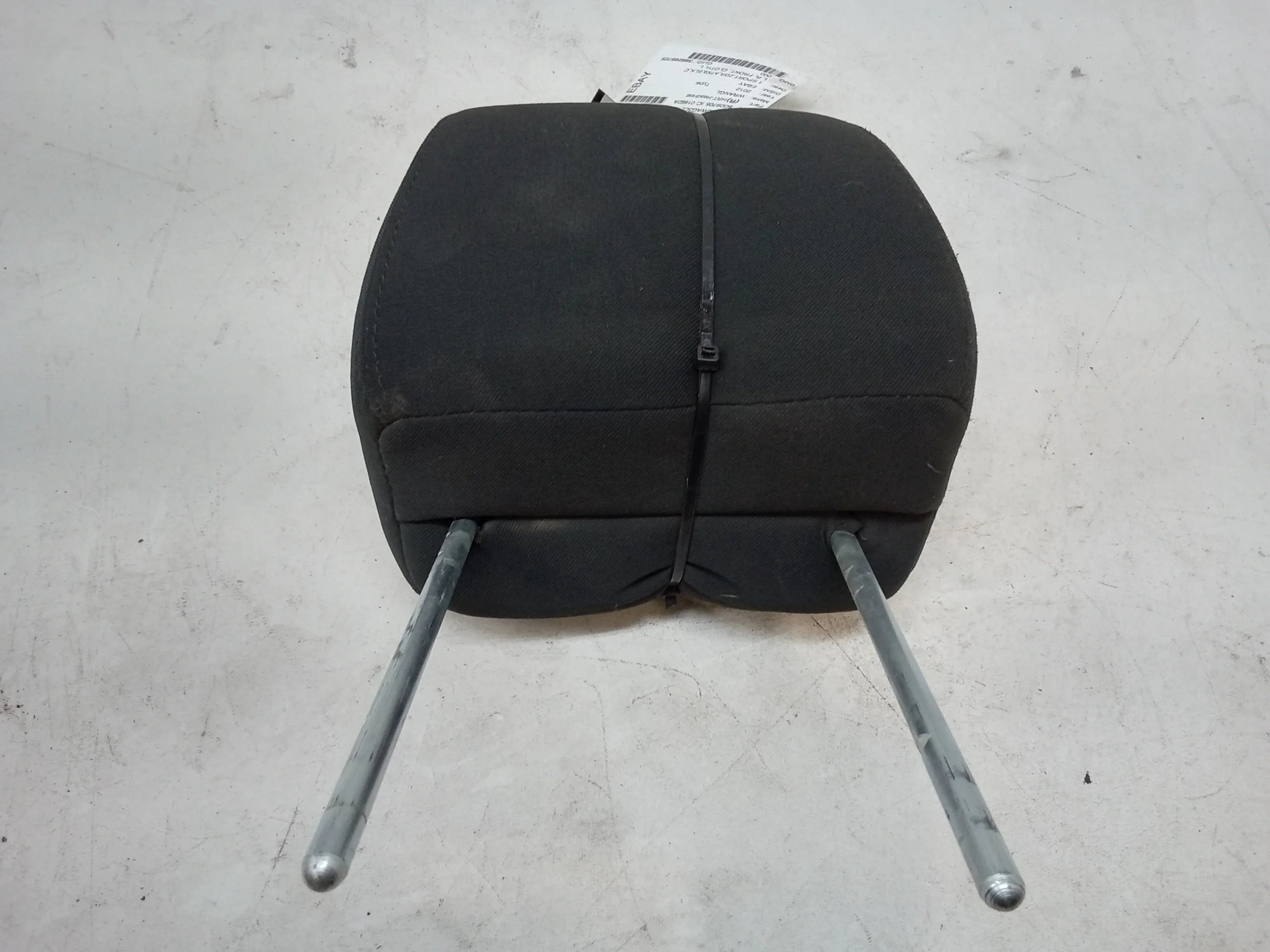Pre-Owned 12 Jeep Wrangler Cloth Headrest Left Or Right OEM (Good)