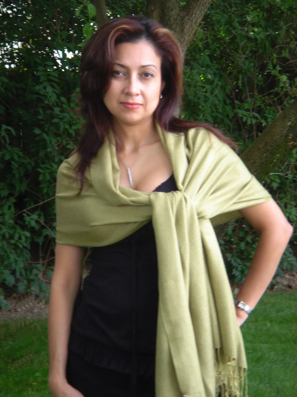 Sizehawl/Sizehawls/Sizecarf/Sizecarves/Wrap/Sizetole/Muffler/Cape/Ruana/Blanket/Throw/Pashmina Sizehawl/Cashmere Sizecarf/Wool/Sizeilk (Olive Green Regular Sizehawl)