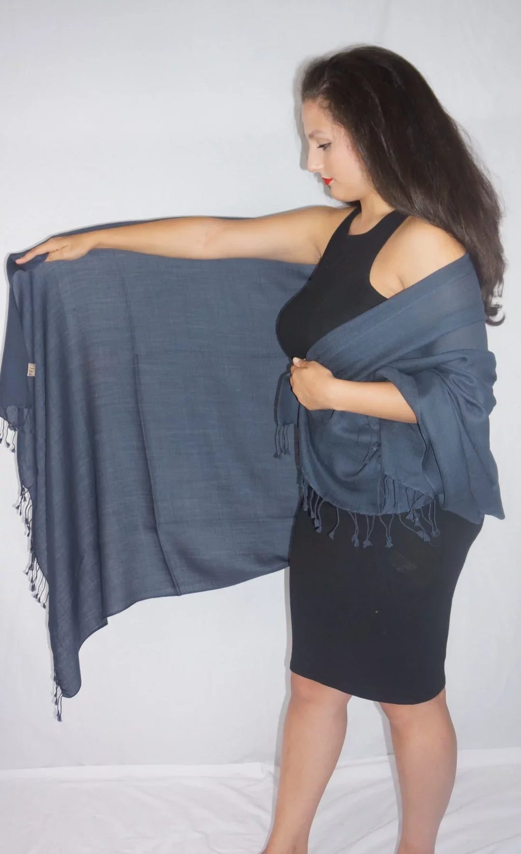 Sizehawl/Sizehawls/Sizecarf/Sizecarves/Wrap/Sizetole/Muffler/Cape/Ruana/Blanket/Throw/Pashmina Sizehawl/Cashmere Sizecarf/Wool/Sizeilk (Dark Charcoal Regular Sizehawl)