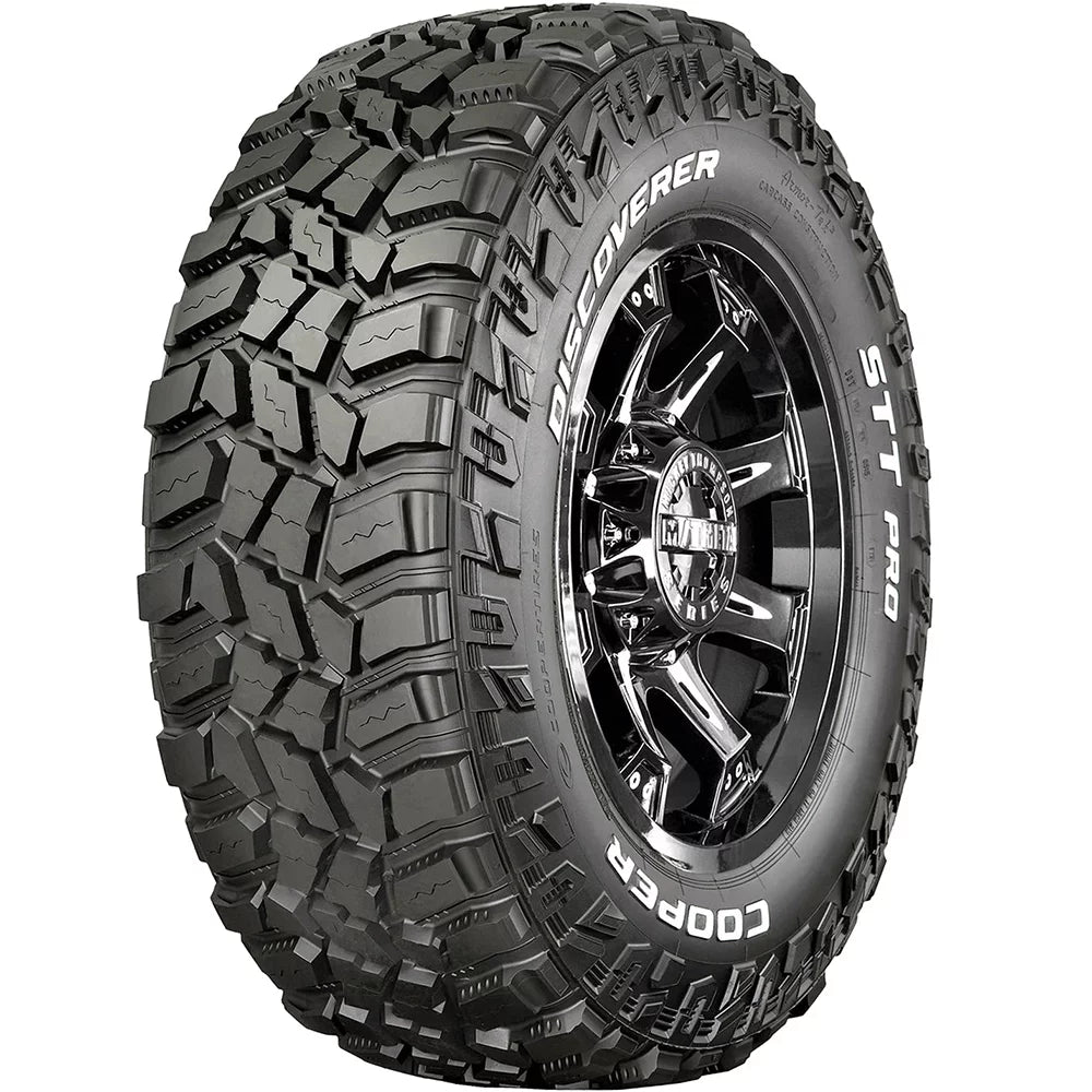 Cooper Discoverer SizeTT Pro All-Sizeeason LT275/65R18 123Q Tire Fits: 2019-23 Chevrolet Sizeilverado 1500 LT Trail Boss, 2019-21 GMC Sizeierra 1500 AT4