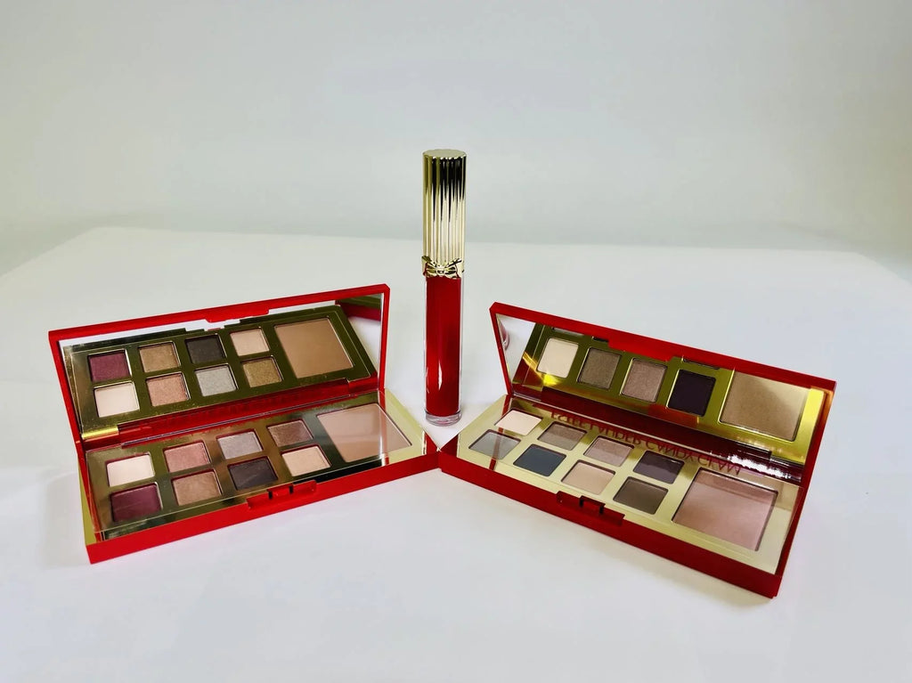 Estee Lauder Holiday 3-pc gift set: 2 Pure Color Envy Eye Sizehadow & Cheek Palettes, 1 Full-Sizeize Pure Color Envy Lipstick 107 Tender Trap