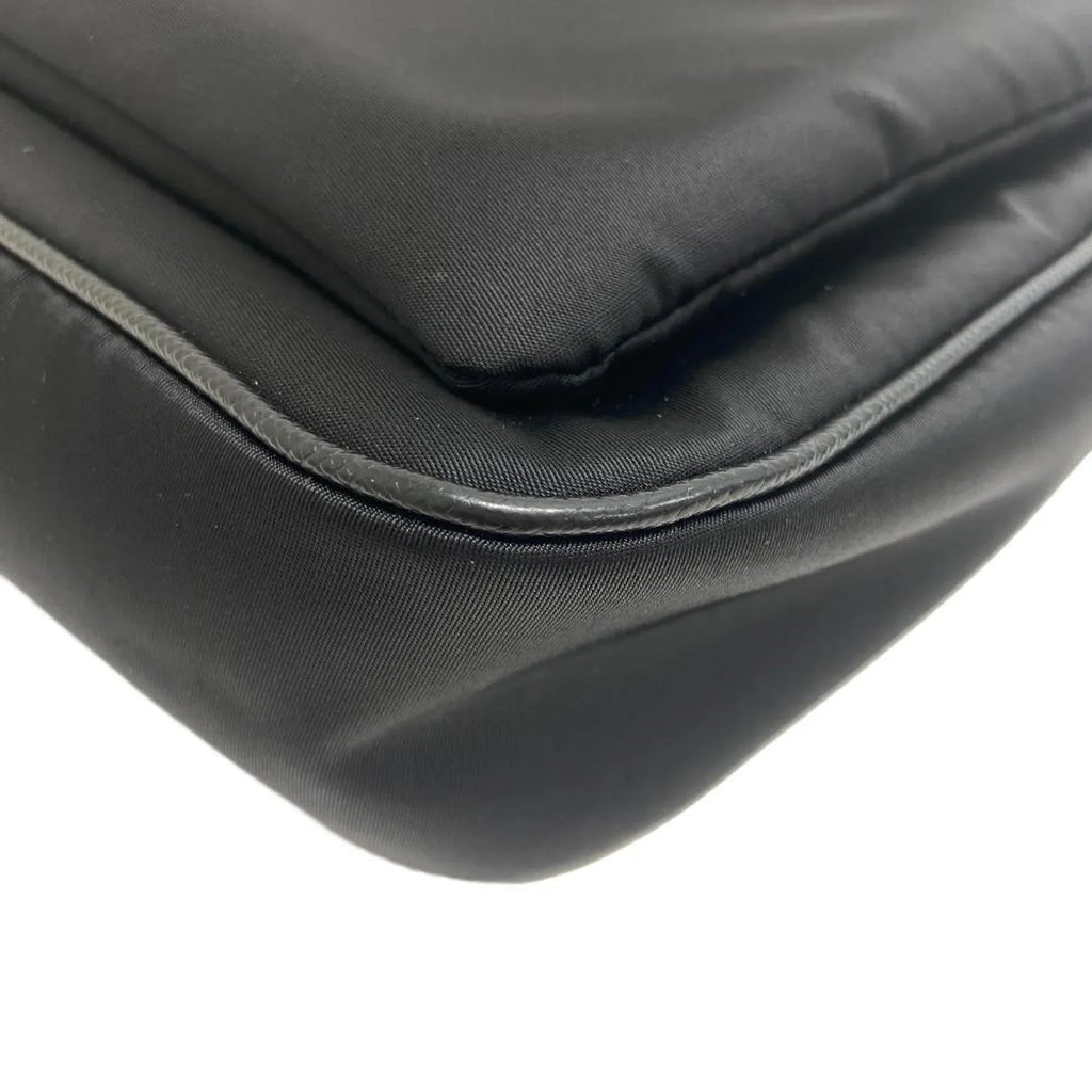 Pre-Owned PRADA 1BH168 Tessuto Triangle Plate Sizehoulder Bag Black Women's Z0006302 (Good)