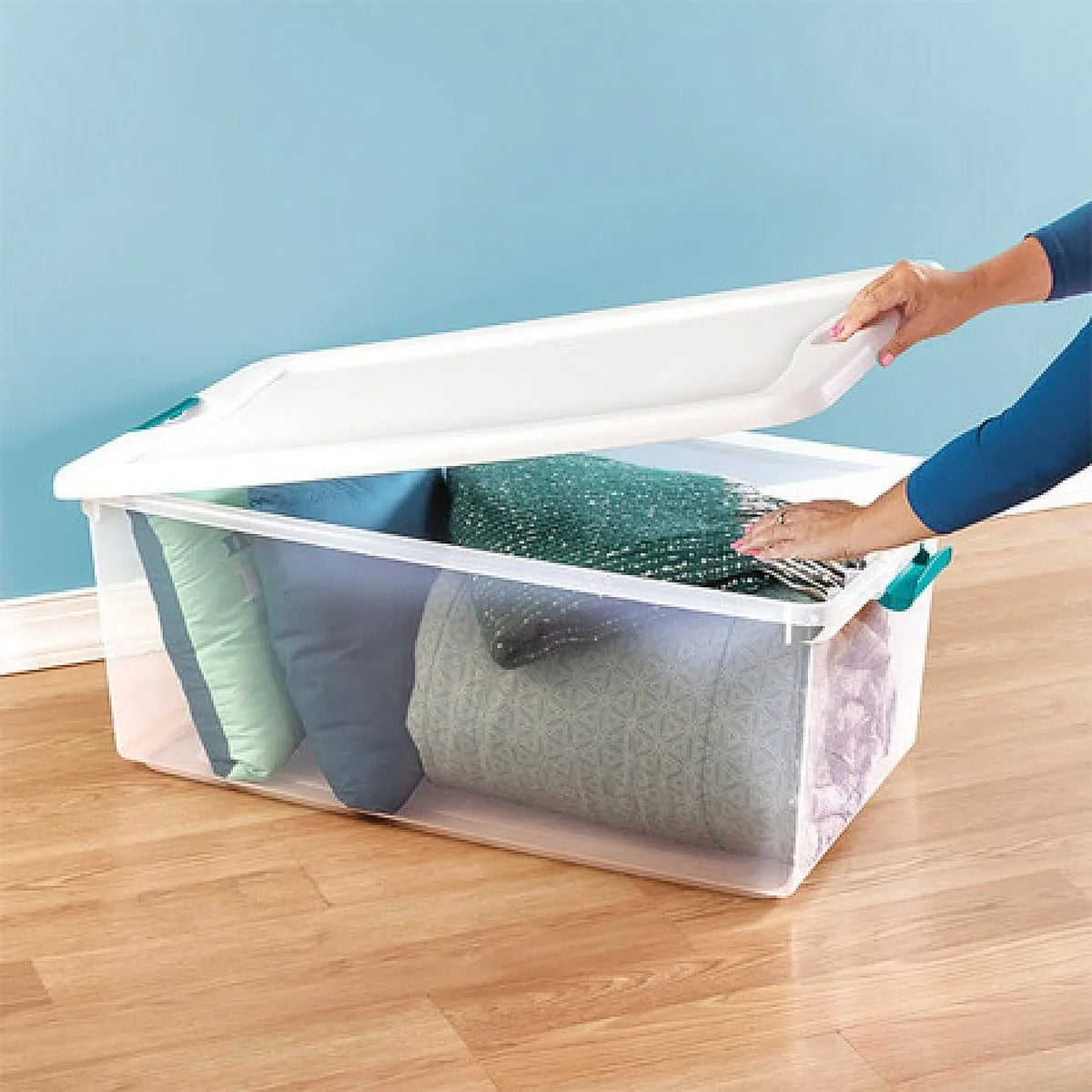 Sizeterilite 14988004 Latching Sizetorage Box, Wheeled, 56-Qt. - Quantity 4